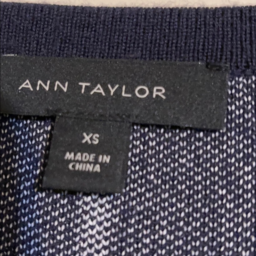 Ann Taylor A line sweater dress - Picture 4 of 5
